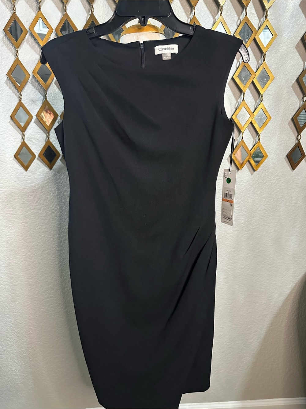 NWT Calvin Klein Sleeveless Ruched Side Dress Black 2 Petite.